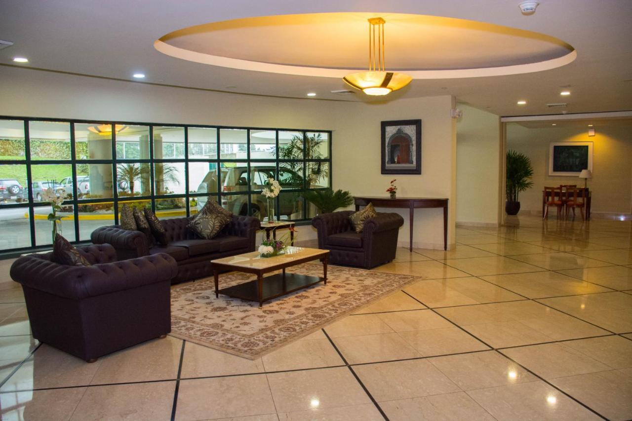 Aparta Hotel Torres De Suites 基多 外观 照片