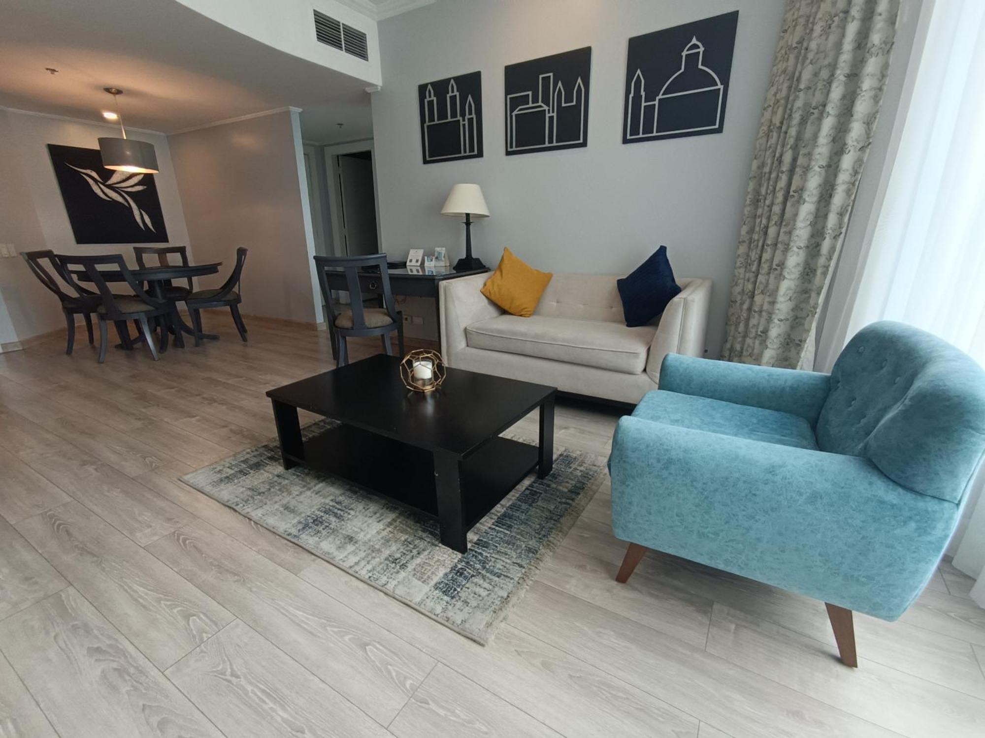 Aparta Hotel Torres De Suites 基多 外观 照片