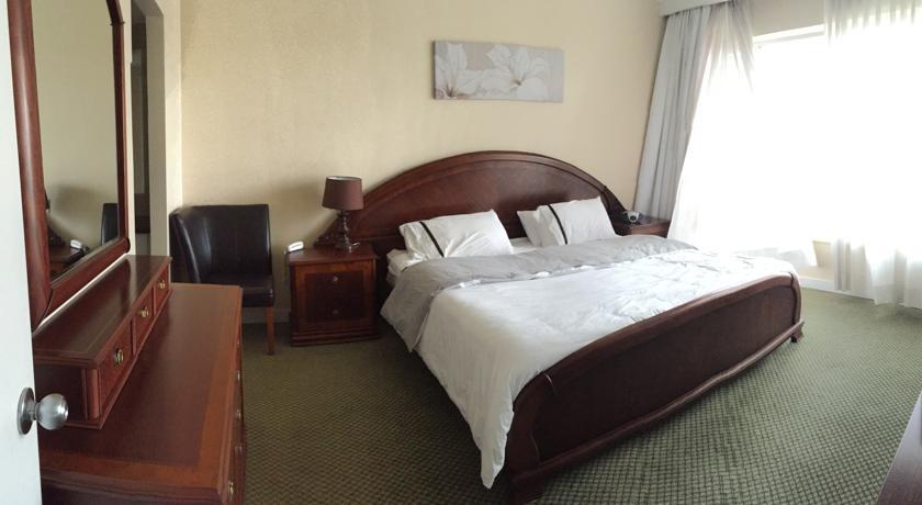 Aparta Hotel Torres De Suites 基多 客房 照片