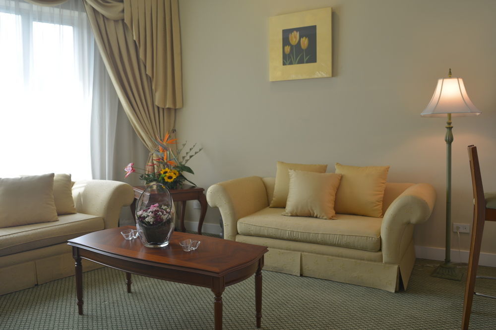 Aparta Hotel Torres De Suites 基多 外观 照片